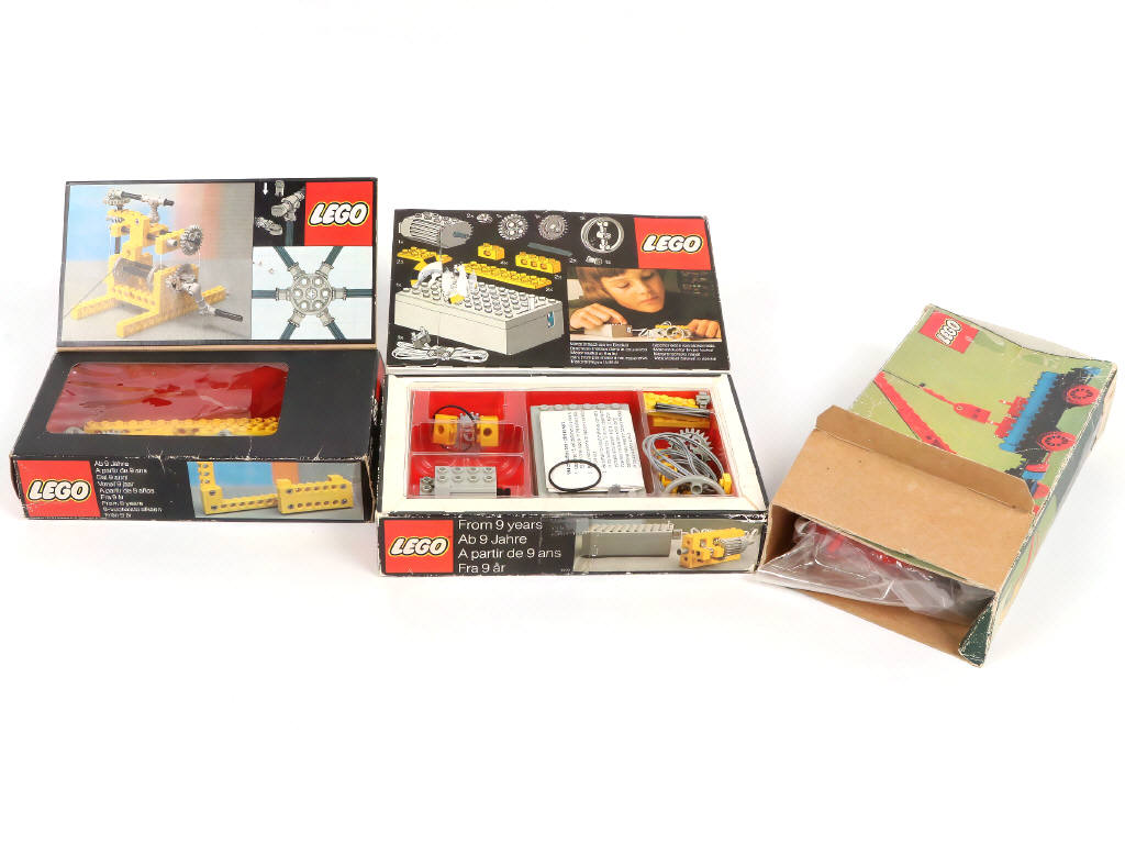 Lot 138 - LEGO (DANEMARK) (7)