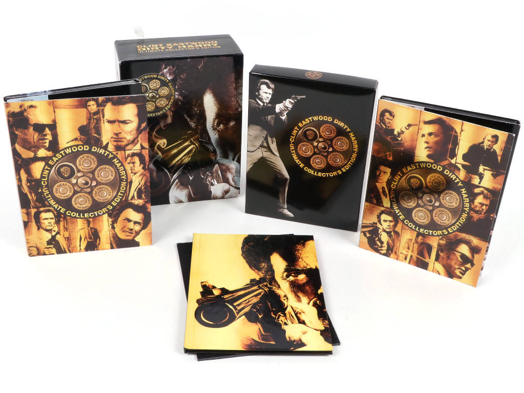 Lot 102 - DIVERS (6)