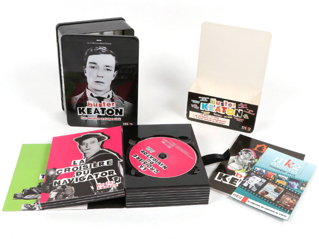 Lot 109 - DIVERS (25)