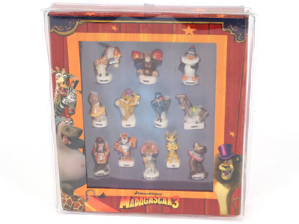 Lot 128 - DIVERS (5)