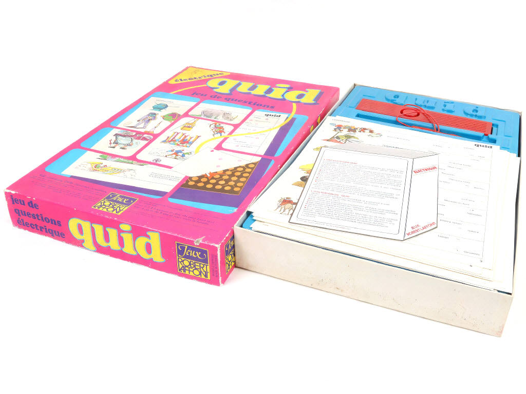 Lot 103 - DIVERS (10)