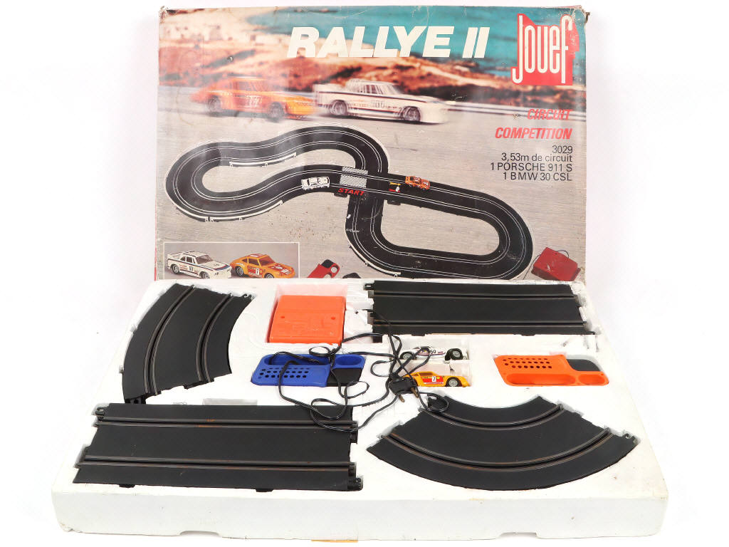 Lot 116 - DIVERS (10)