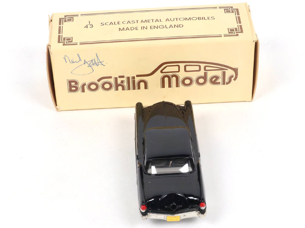 Lot 152 - BROOKLIN MODELS (GB) (1)