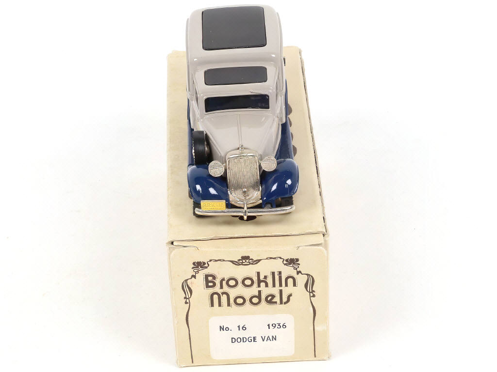 Lot 154 - BROOKLIN MODELS (GB) (1)