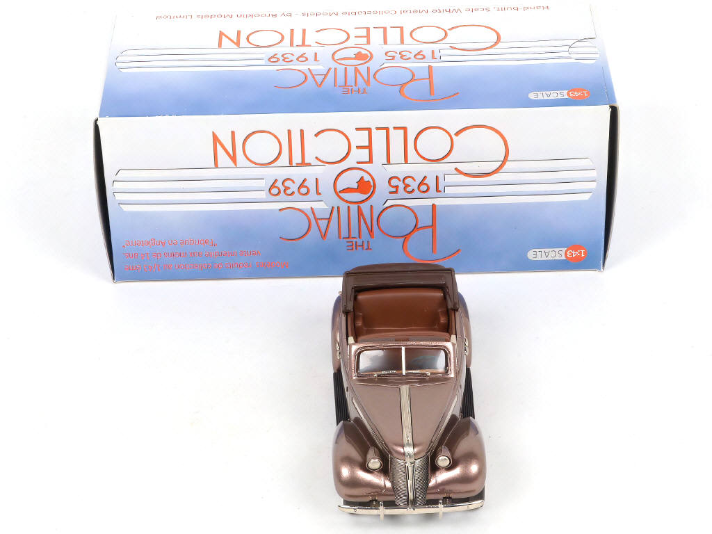 Lot 165 - BROOKLIN MODELS (GB) (1)