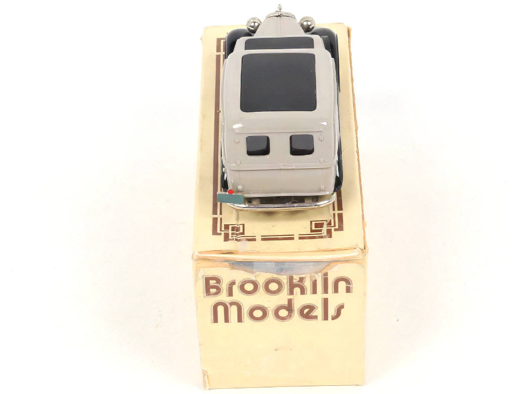Lot 156 - BROOKLIN MODELS (GB) (1)