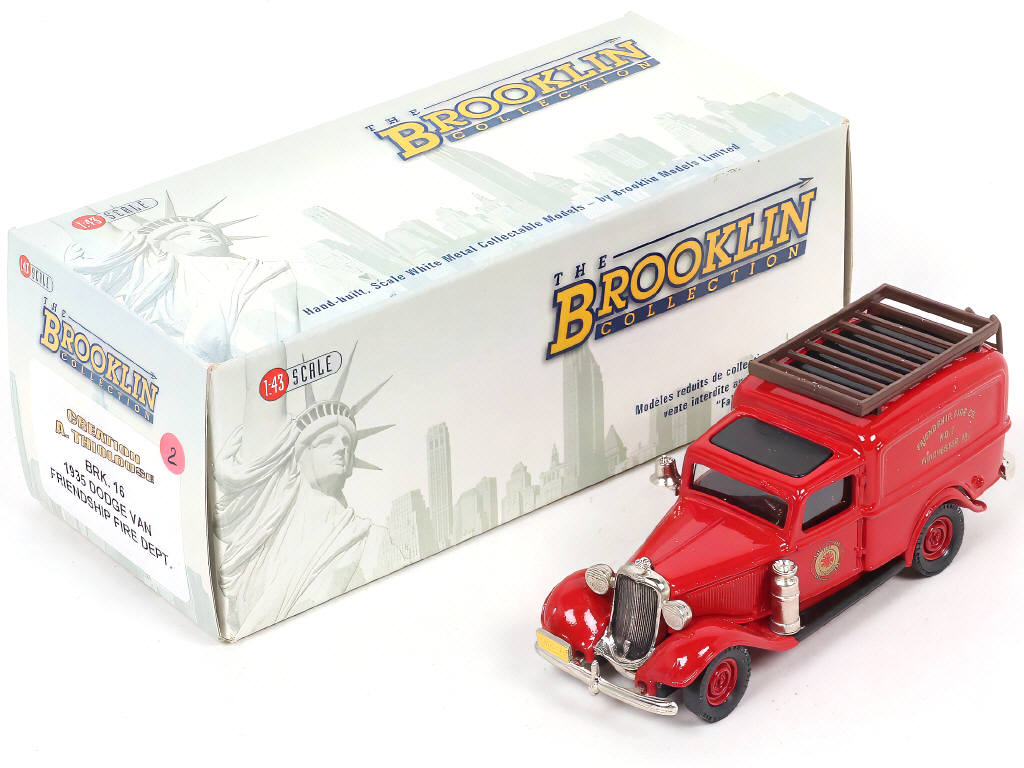 Lot 157 - BROOKLIN MODELS (GB) (1)