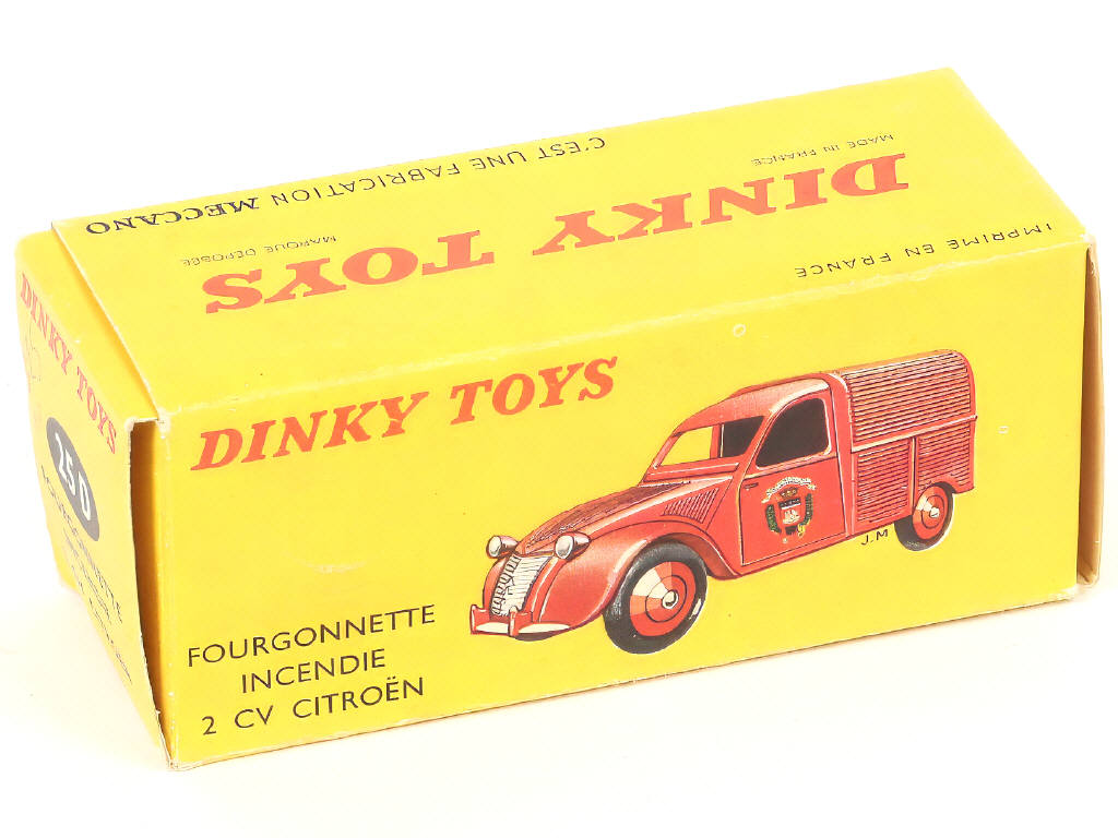 Lot 236 - DINKY TOYS (FRANCE) (1)