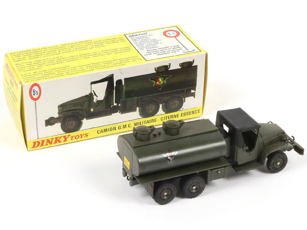 Lot 256 - DINKY TOYS (FRANCE) (1)