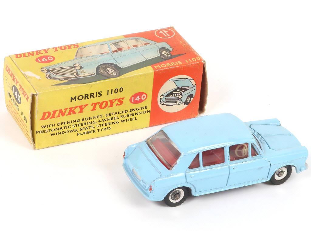 Lot 285 - DINKY TOYS (GB) (1)