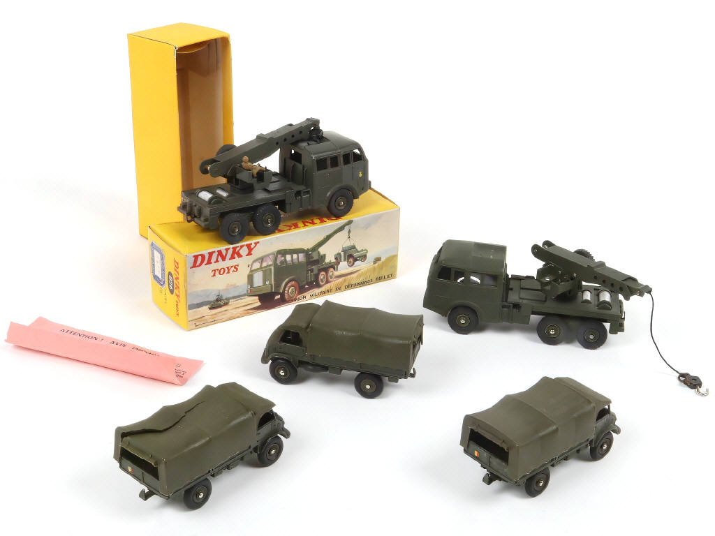 Lot 274 - DINKY TOYS (FRANCE) (5)