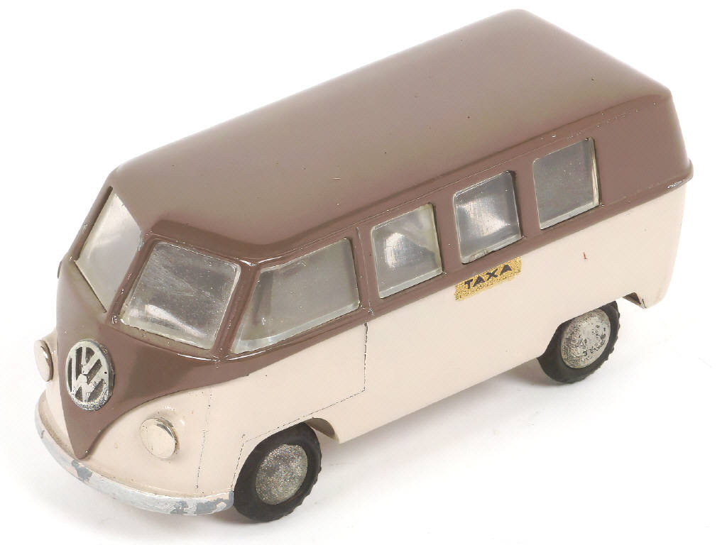 Lot 109 - TEKNO (DANEMARK) (1)