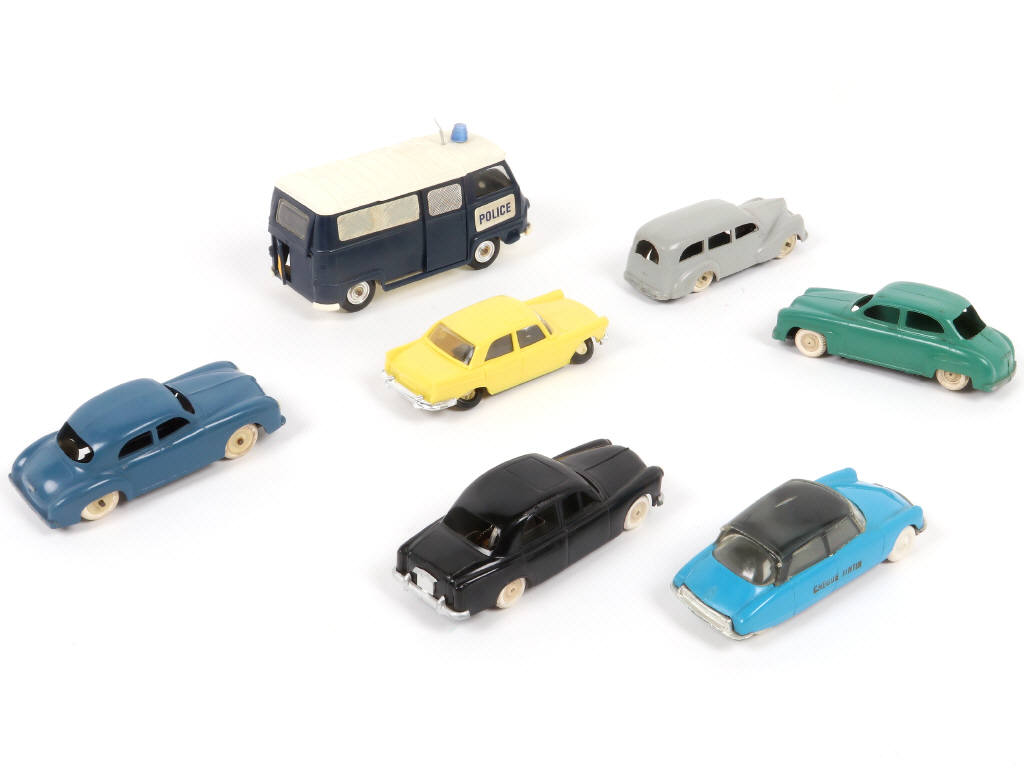 Lot 203 - MINIALUXE (FRANCE) (7)