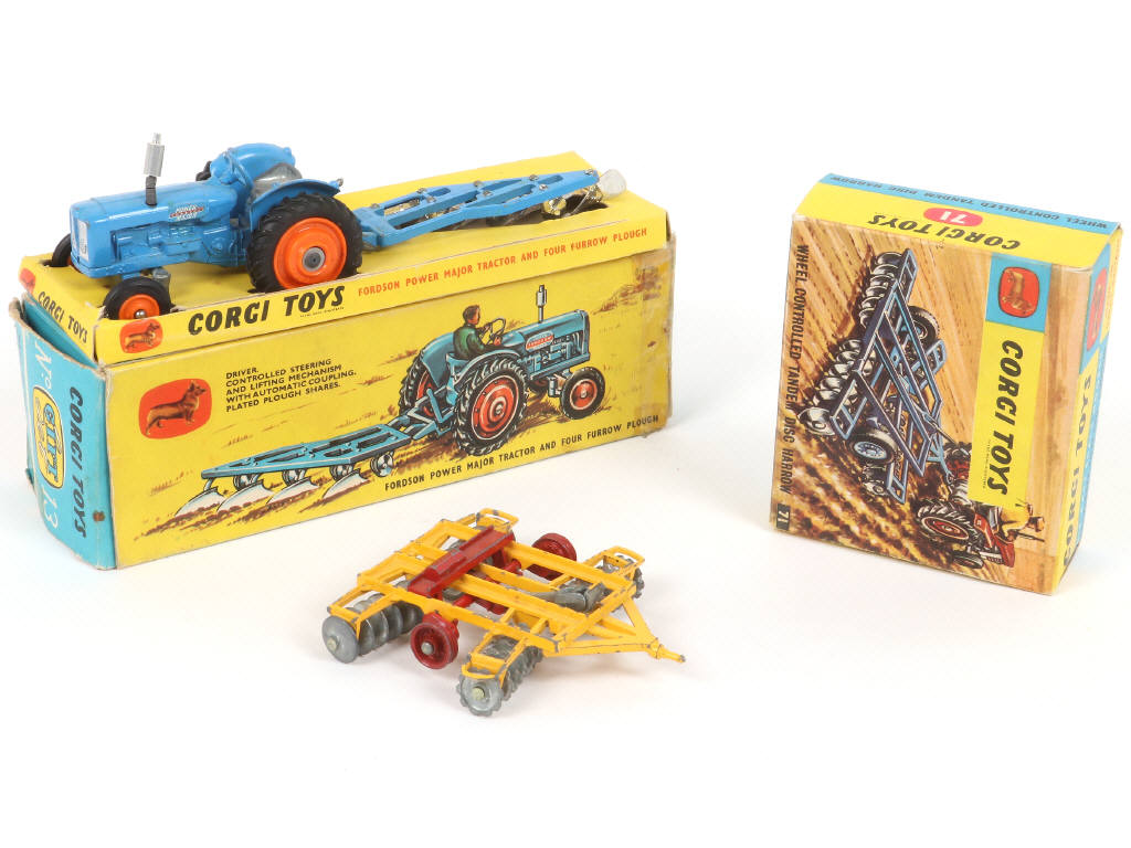 Lot 168 - CORGI TOYS (GB) (1)