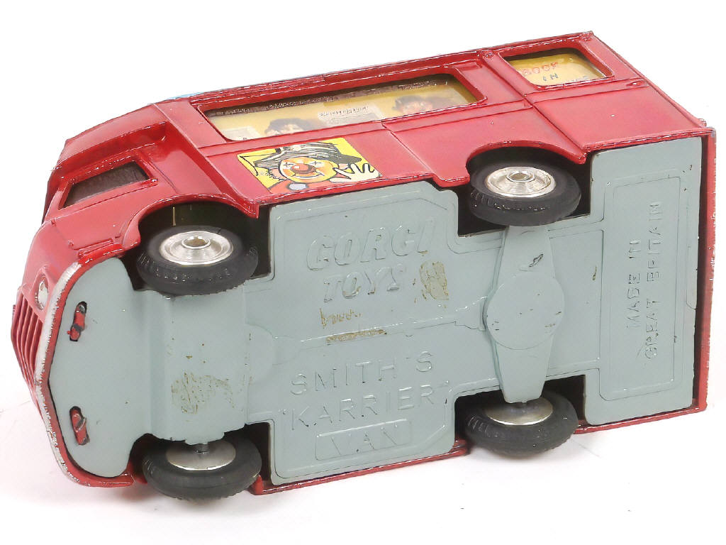 Lot 166 - CORGI TOYS (GB) (1)