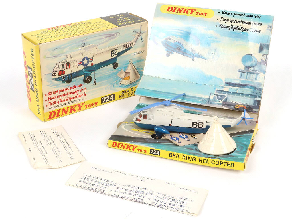 Lot 300 - DINKY TOYS (GB) (1)