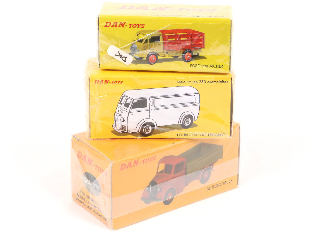 Lot 141 - DAN-TOYS (FRANCE) (3)