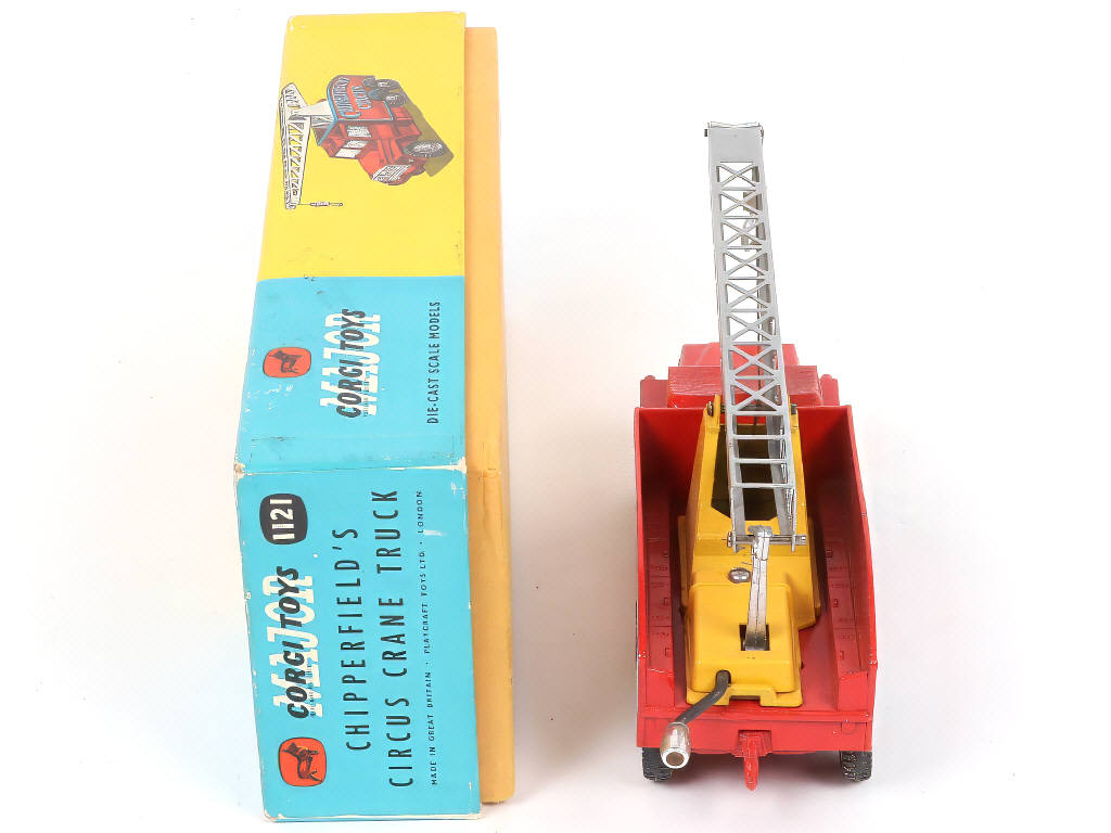 Lot 159 - CORGI TOYS (GB) (1)