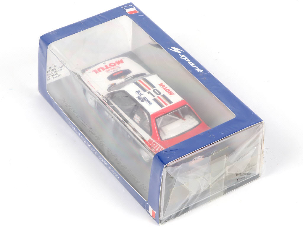 Lot 90 - SPARK (MACAU) (1)