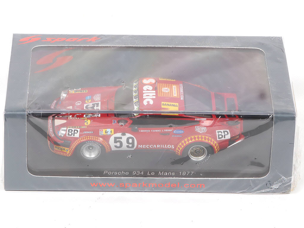 Lot 84 - SPARK (MACAU) (1)