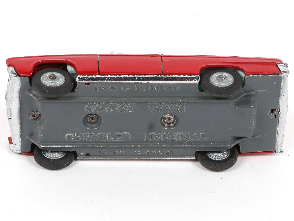 Lot 171 - CORGI TOYS (GB) (1)