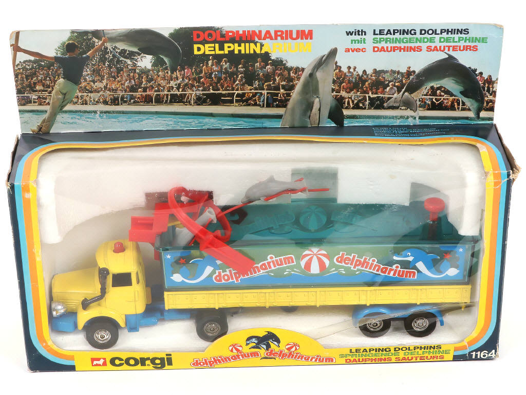 Lot 166 - CORGI TOYS (GB) (1)