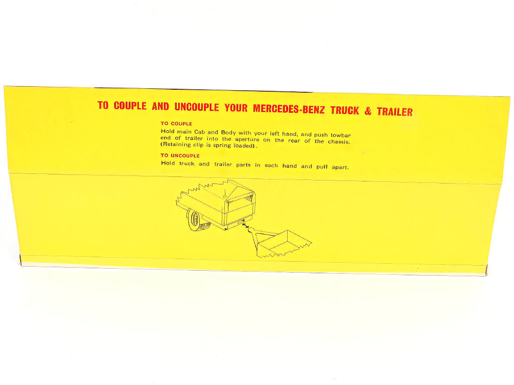 Lot 323 - DINKY TOYS (GB) (1)