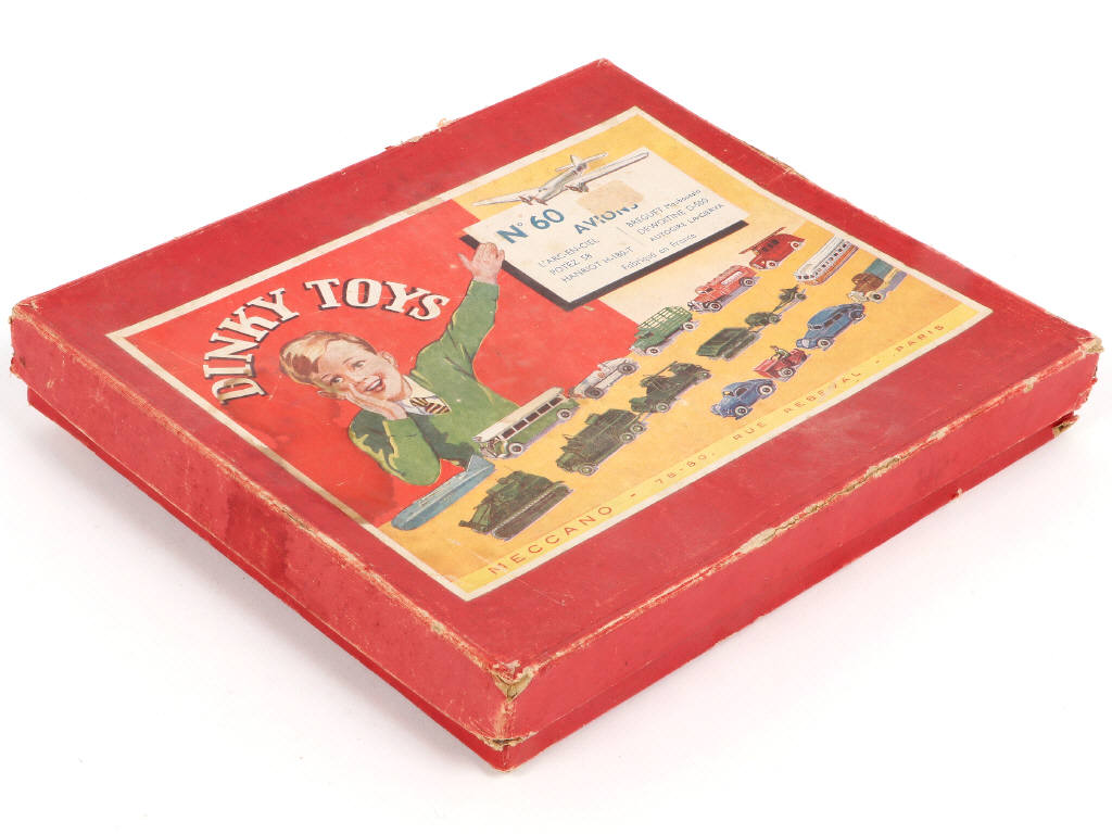 Lot 279 - DINKY TOYS (FRANCE) (1)