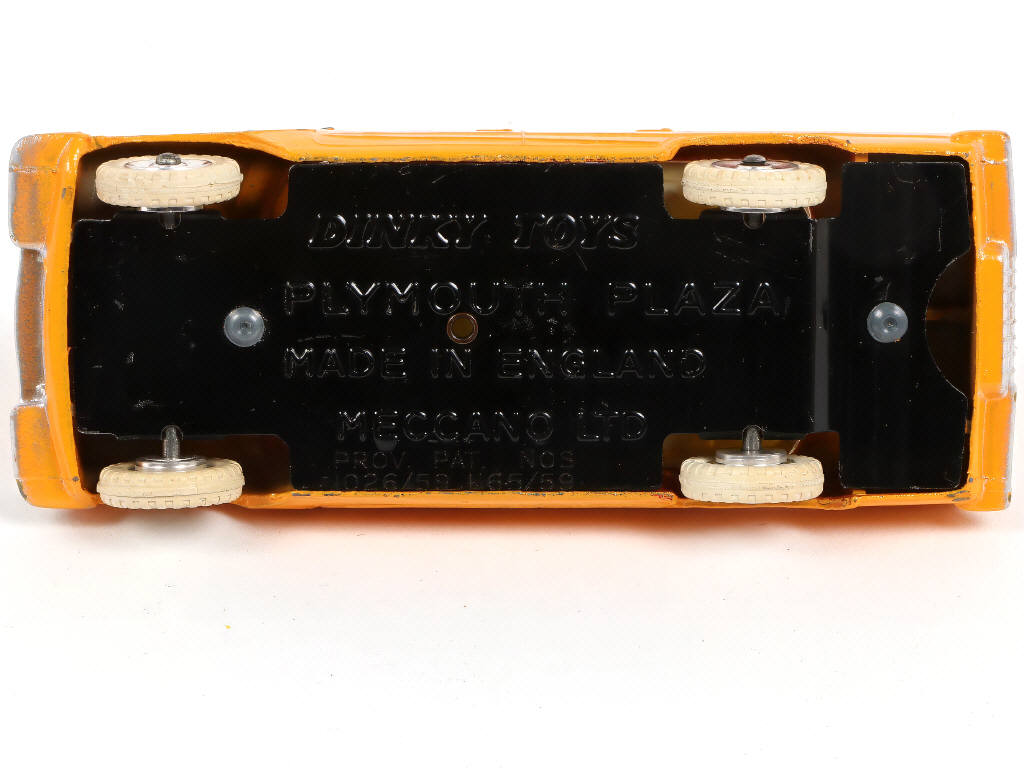 Lot 294 - DINKY TOYS (GB) (1)