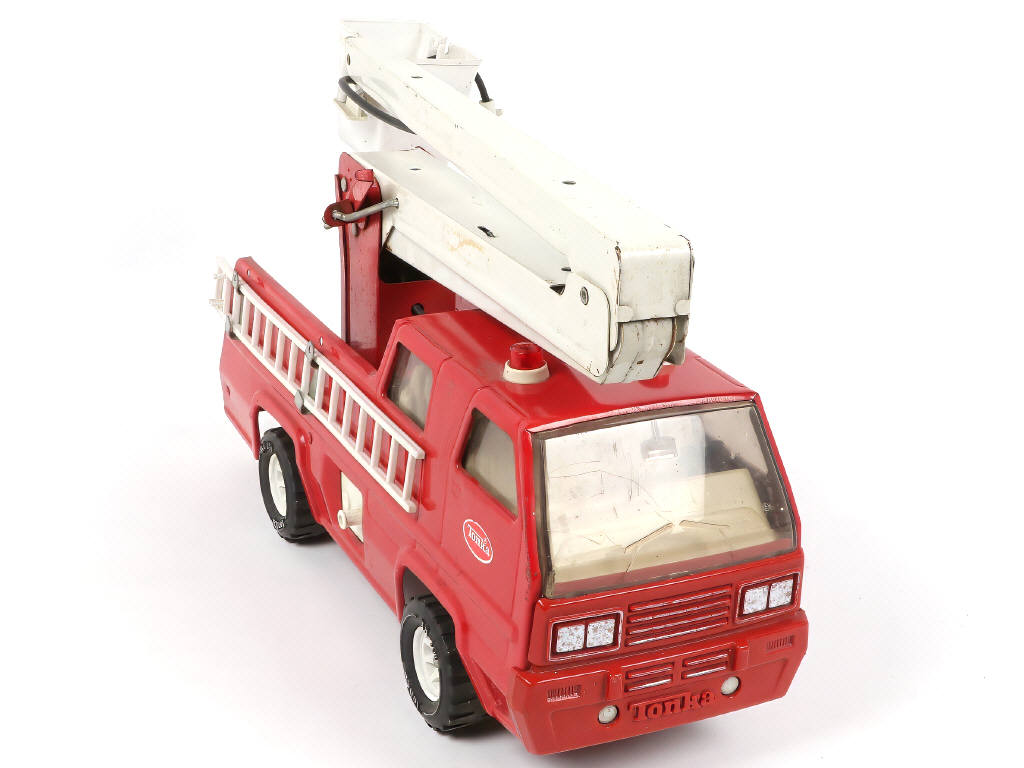 Lot 23 - TONKA (USA) (1)