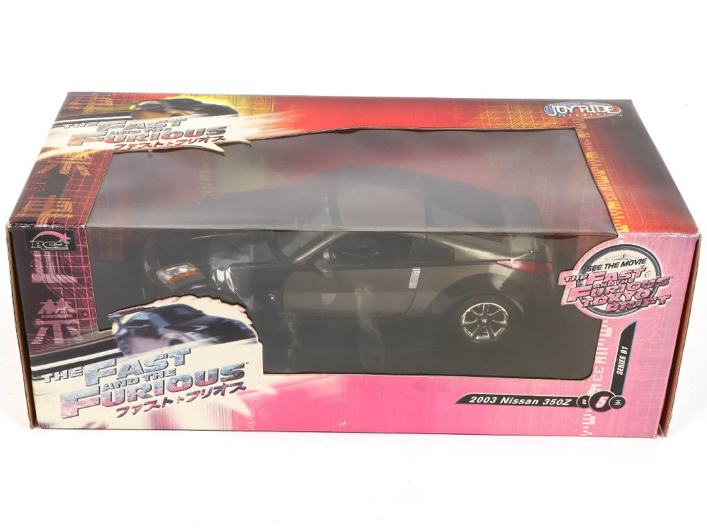 Lot 25 - JOYRIDE (USA) (1)