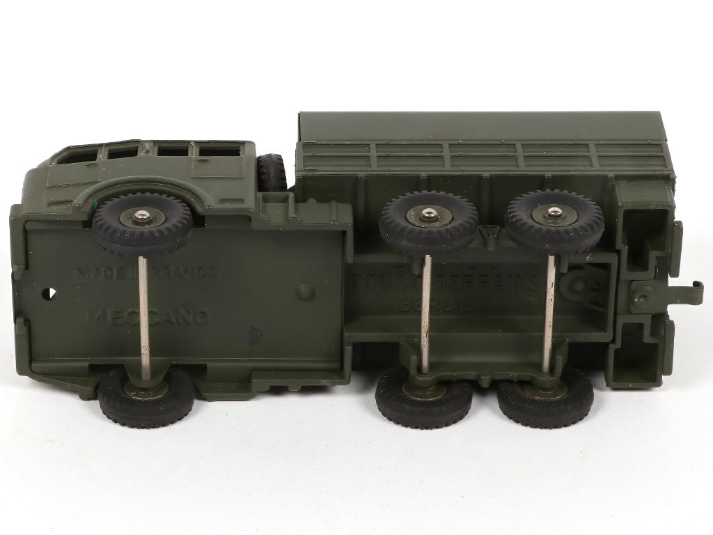 Lot 280 - DINKY TOYS (FRANCE) (1)