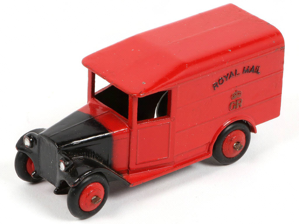 Lot 295 - DINKY TOYS (GB) (1)