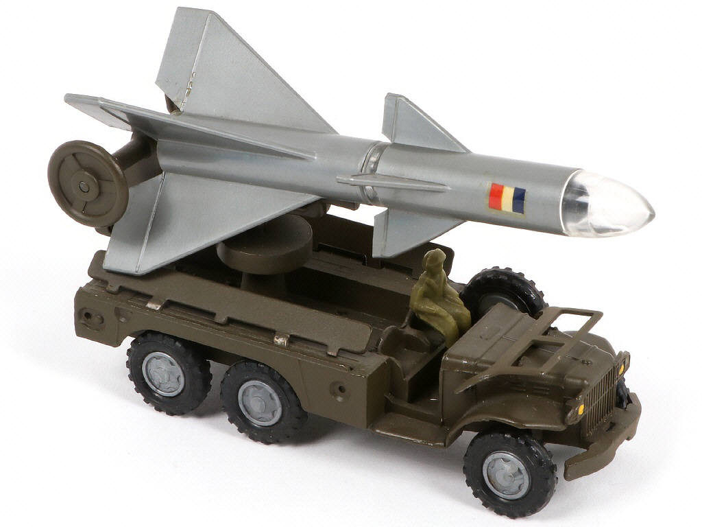 Lot 211 - FRANCE JOUETS (FRANCE) (3)