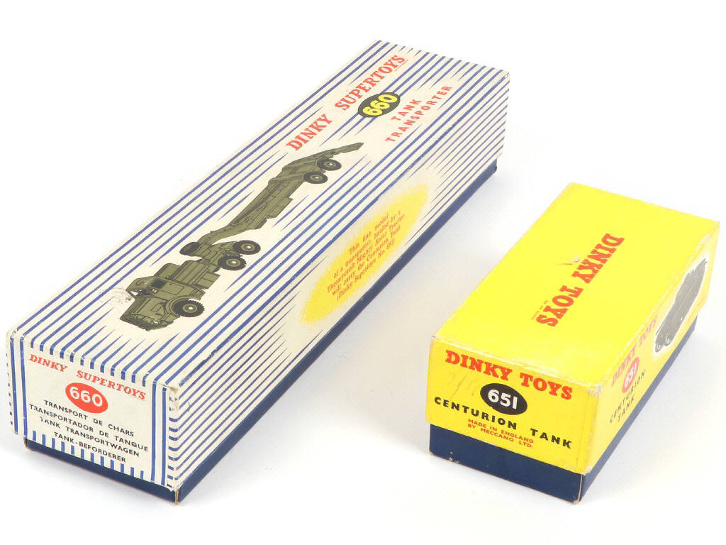 Lot 316 - DINKY TOYS (GB) (2)