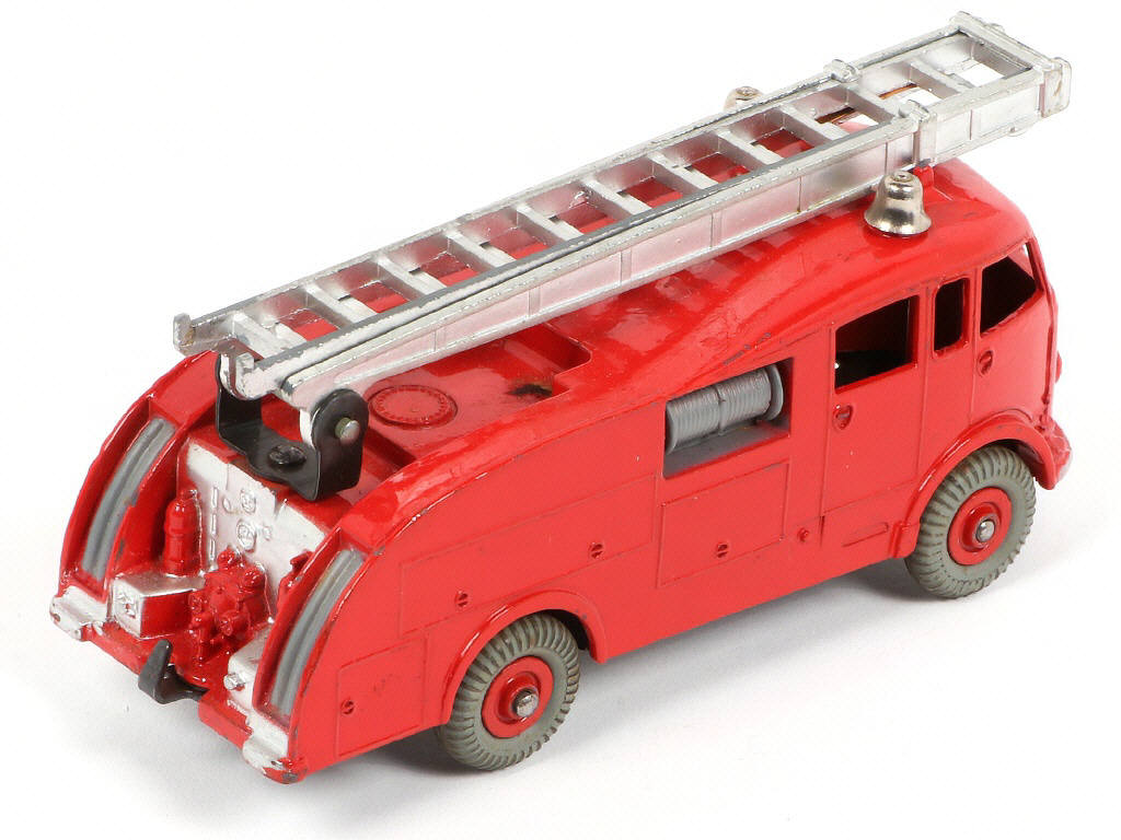 Lot 311 - DINKY TOYS (GB) (1)