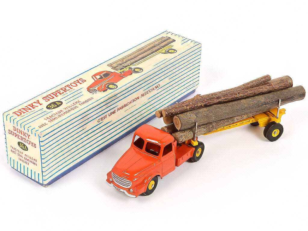 Lot 272 - DINKY TOYS (FRANCE) (1)