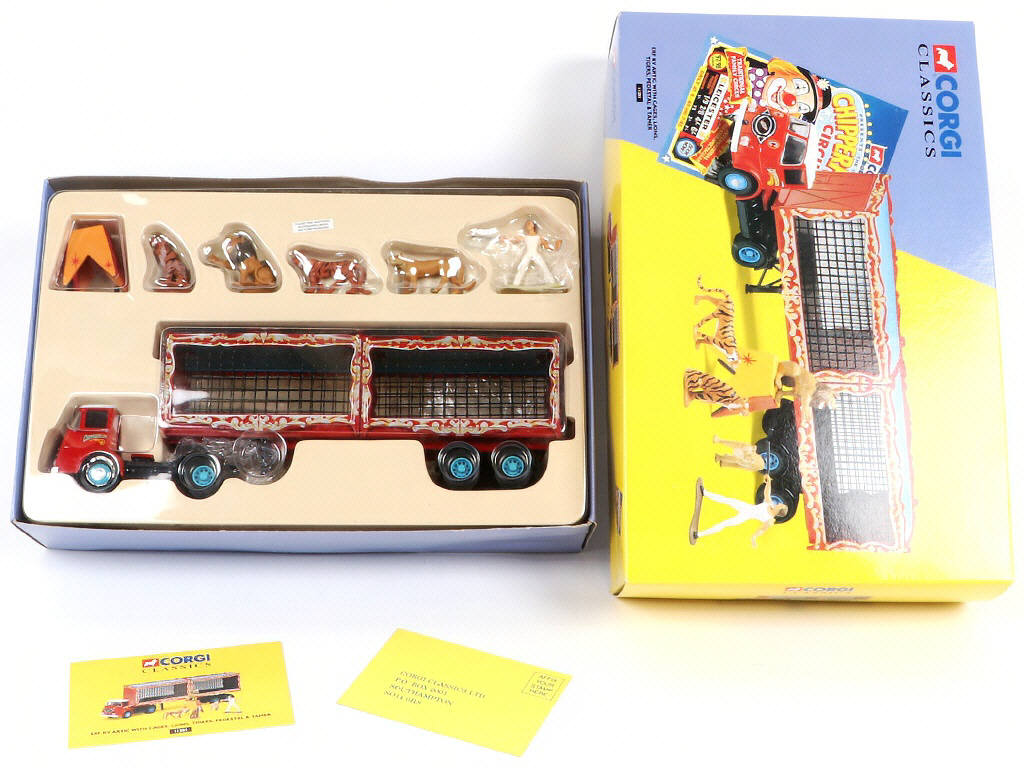 Lot 201 - CORGI TOYS (GB) (3)