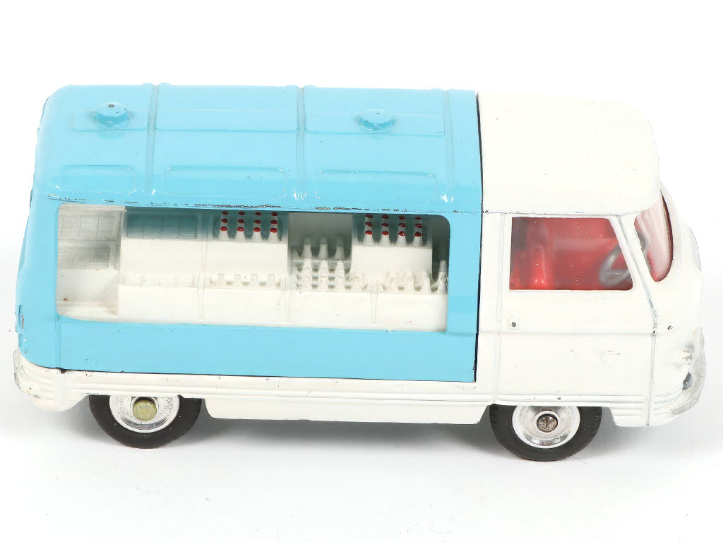 Lot 182 - CORGI TOYS (GB) (1)