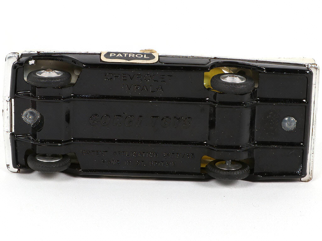 Lot 187 - CORGI TOYS (GB) (1)