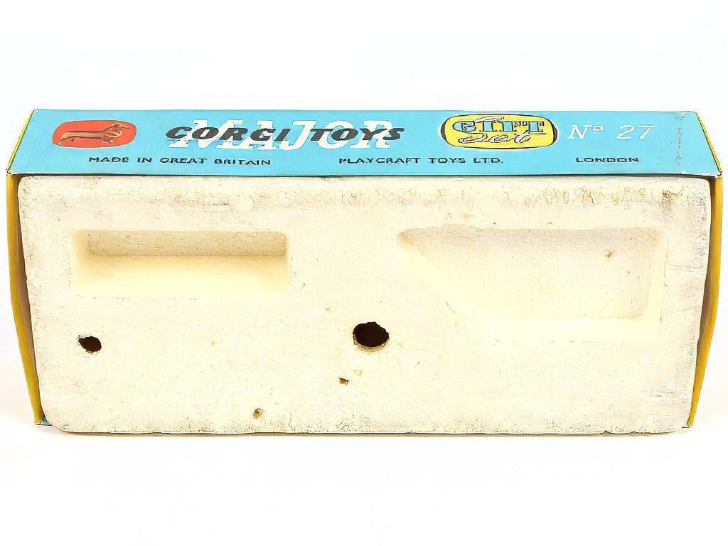 Lot 198 - CORGI TOYS (GB) (1)