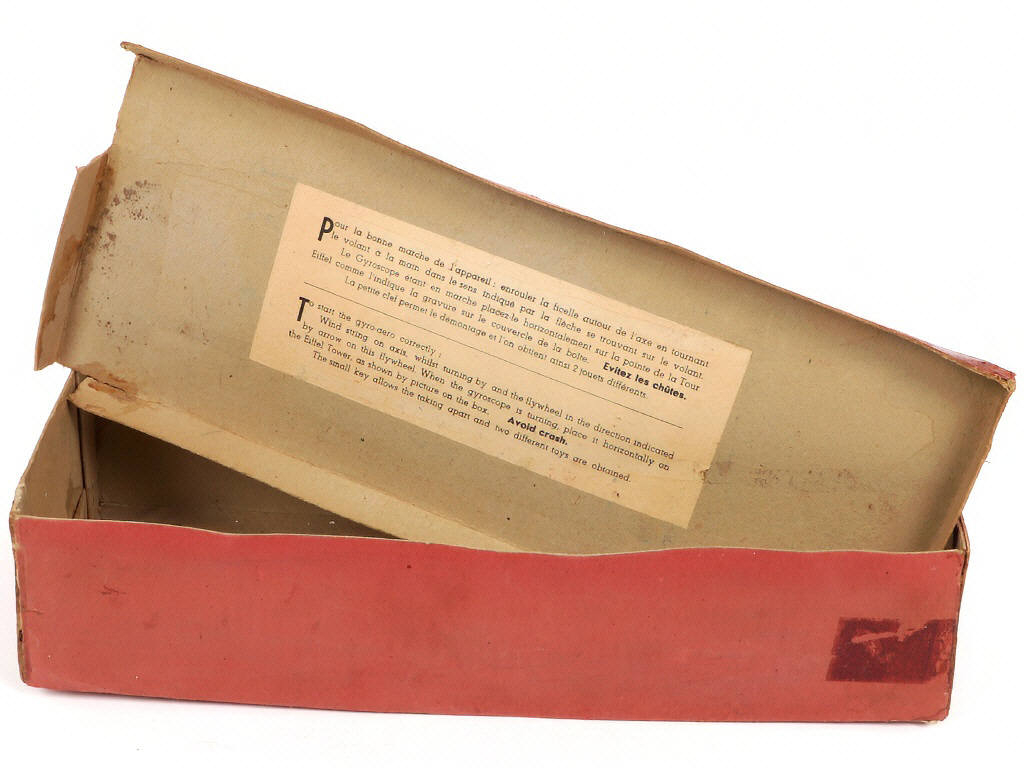 Lot 44 - M.W PARIS (FRANCE) (1)