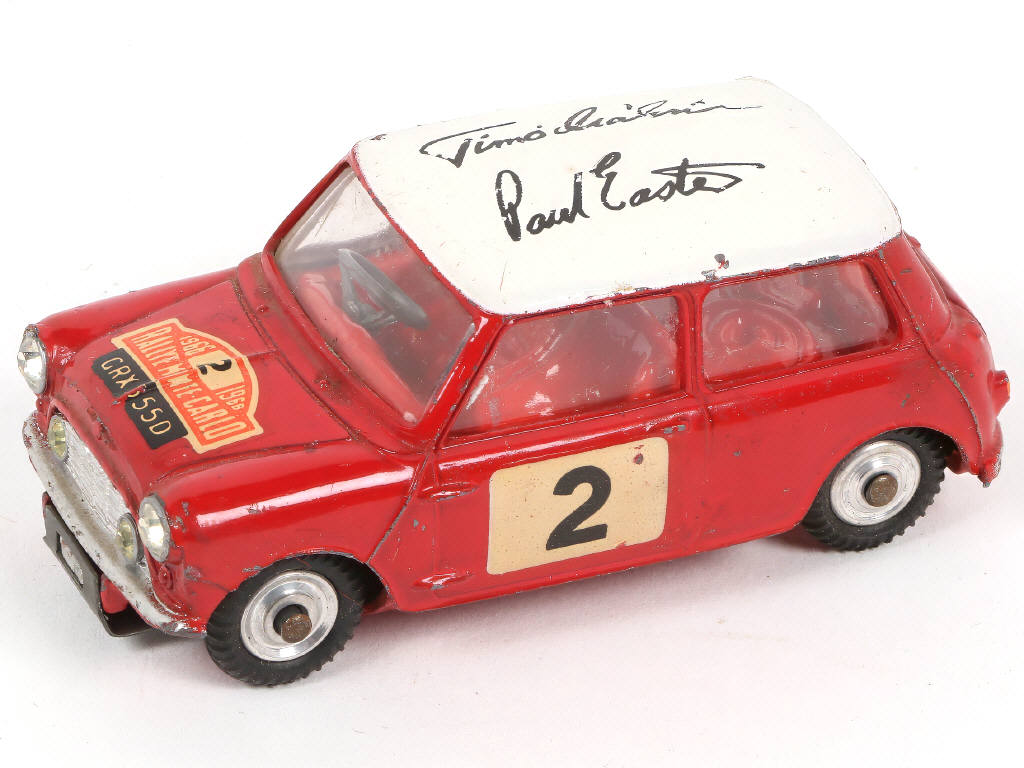 Lot 199 - CORGI TOYS (GB) (2)