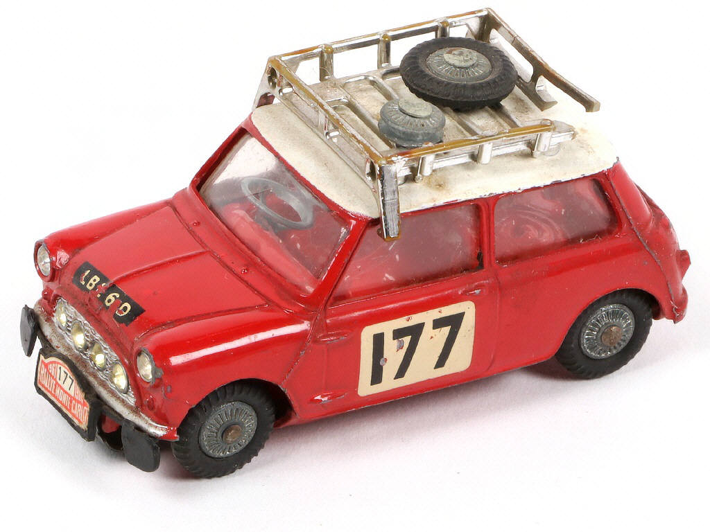 Lot 200 - CORGI TOYS (GB) (2)