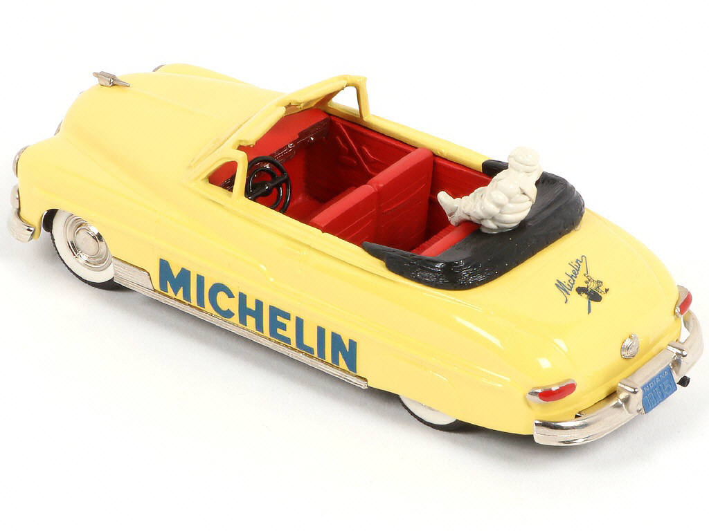 Lot 124 - BROOKLIN MODELS (GB) (1)