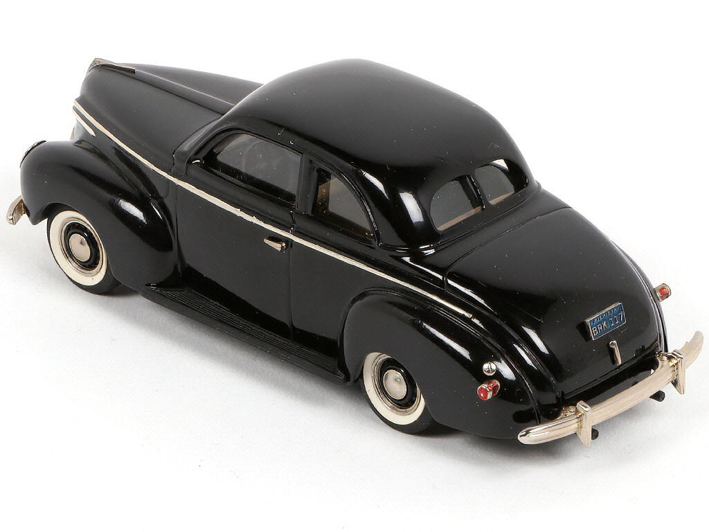 Lot 121 - BROOKLIN MODELS (GB) (1)