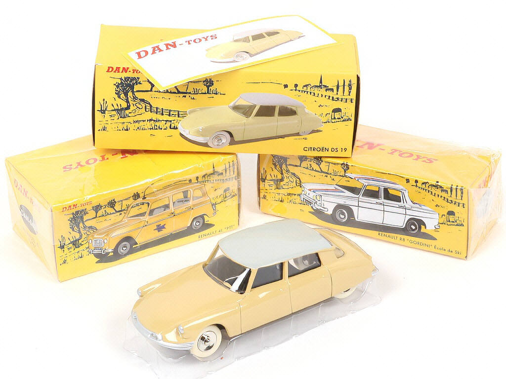 Lot 135 - DAN-TOYS (FRANCE) (3)