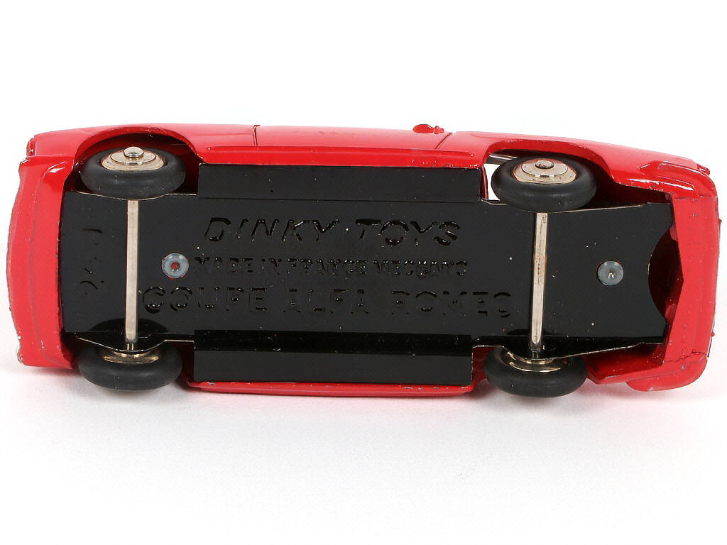 Lot 285 - DINKY TOYS (FRANCE) (1)