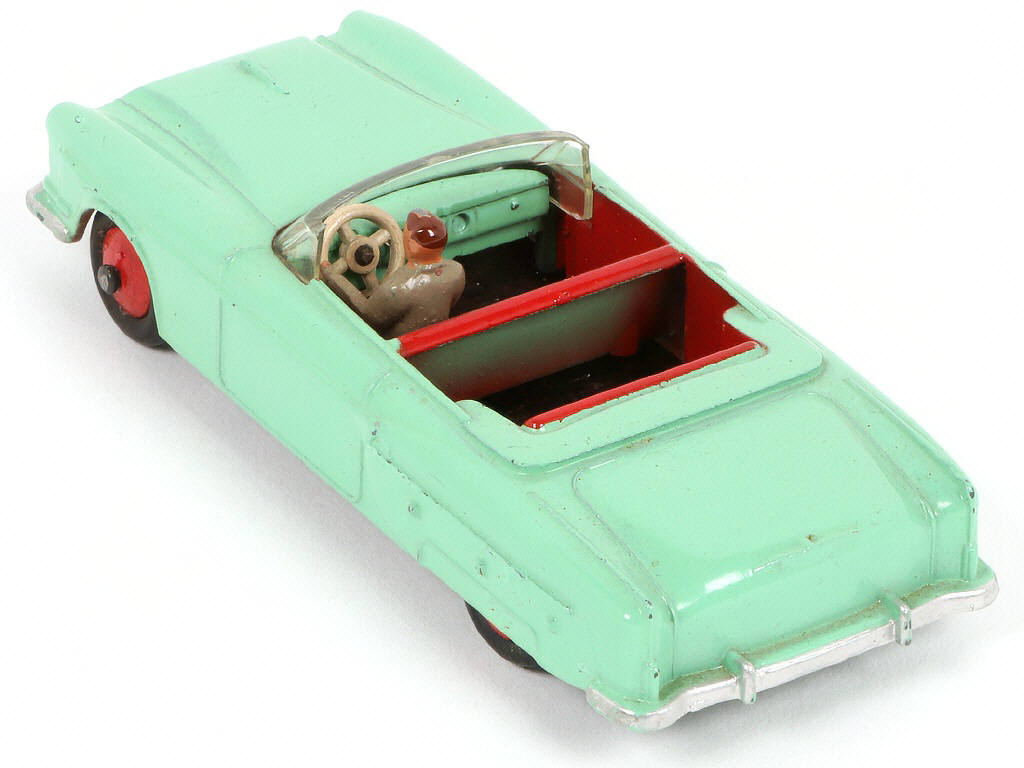 Lot 206 - DINKY TOYS (GB) (1)