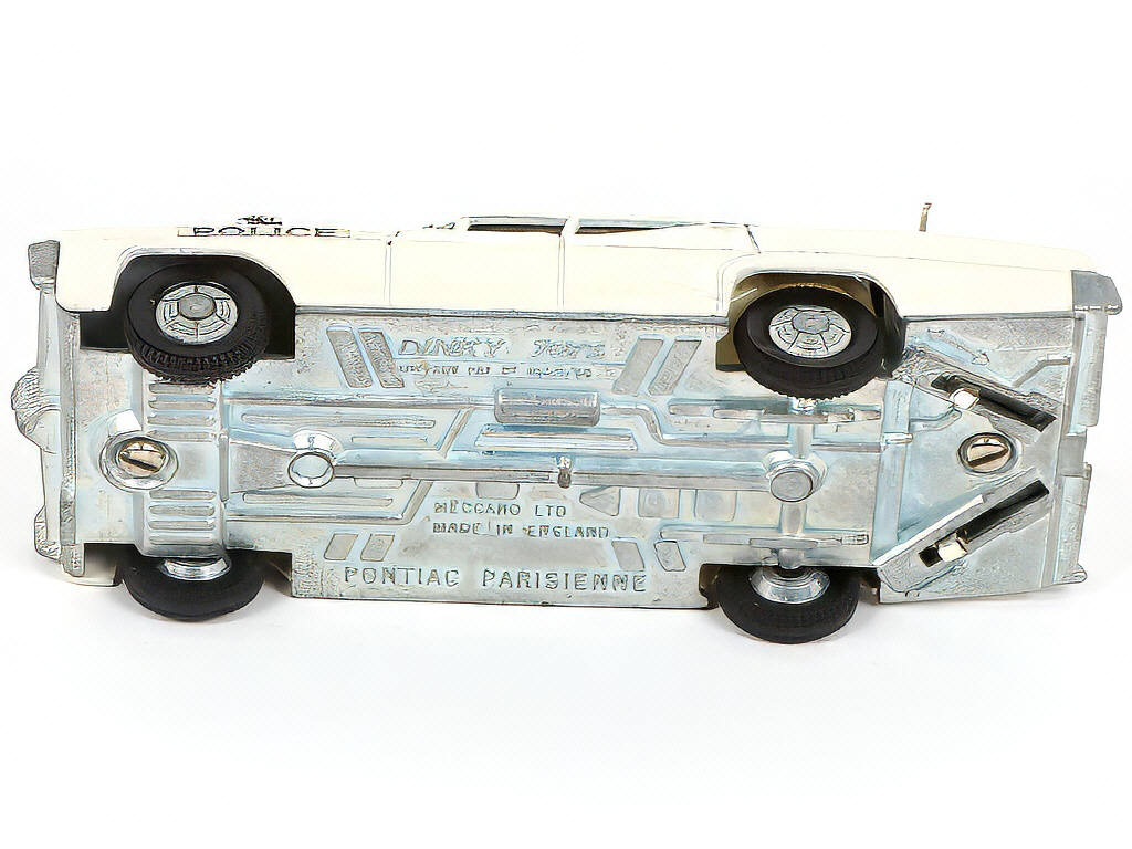 Lot 220 - DINKY TOYS (GB) (1)